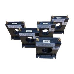 Grundfos Stromwandlersatz MP204 200A, 3 Stück, 96095281... GRUNDFOS-96095281 5700830558621 (Abb. 1)