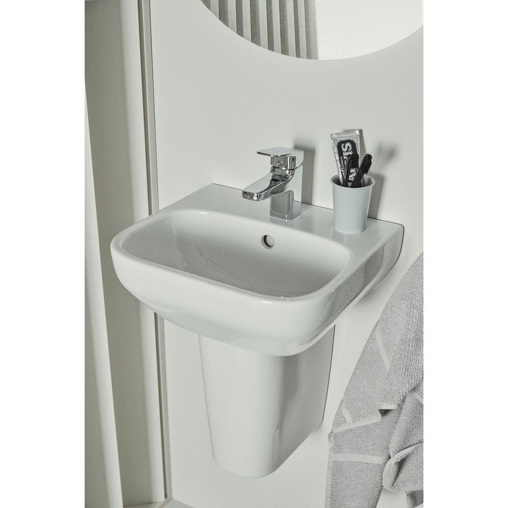 Ideal Standard Handwaschbecken i.life A 1 Hahnloch mit Überlauf 400x360x150mm Weiß... IST-T451401 8014140485827 (Abb. 8)