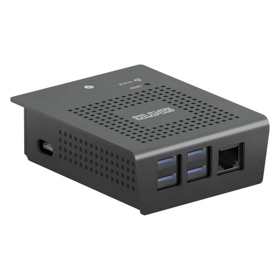 Jung Smart Visu Server, mit Eurostecker
