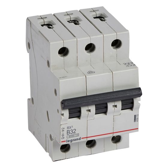 Legrand Leitungsschutzschalter RX3 B32A, 3-polig, 6kA, 400V, 3TE, Grau, 419172