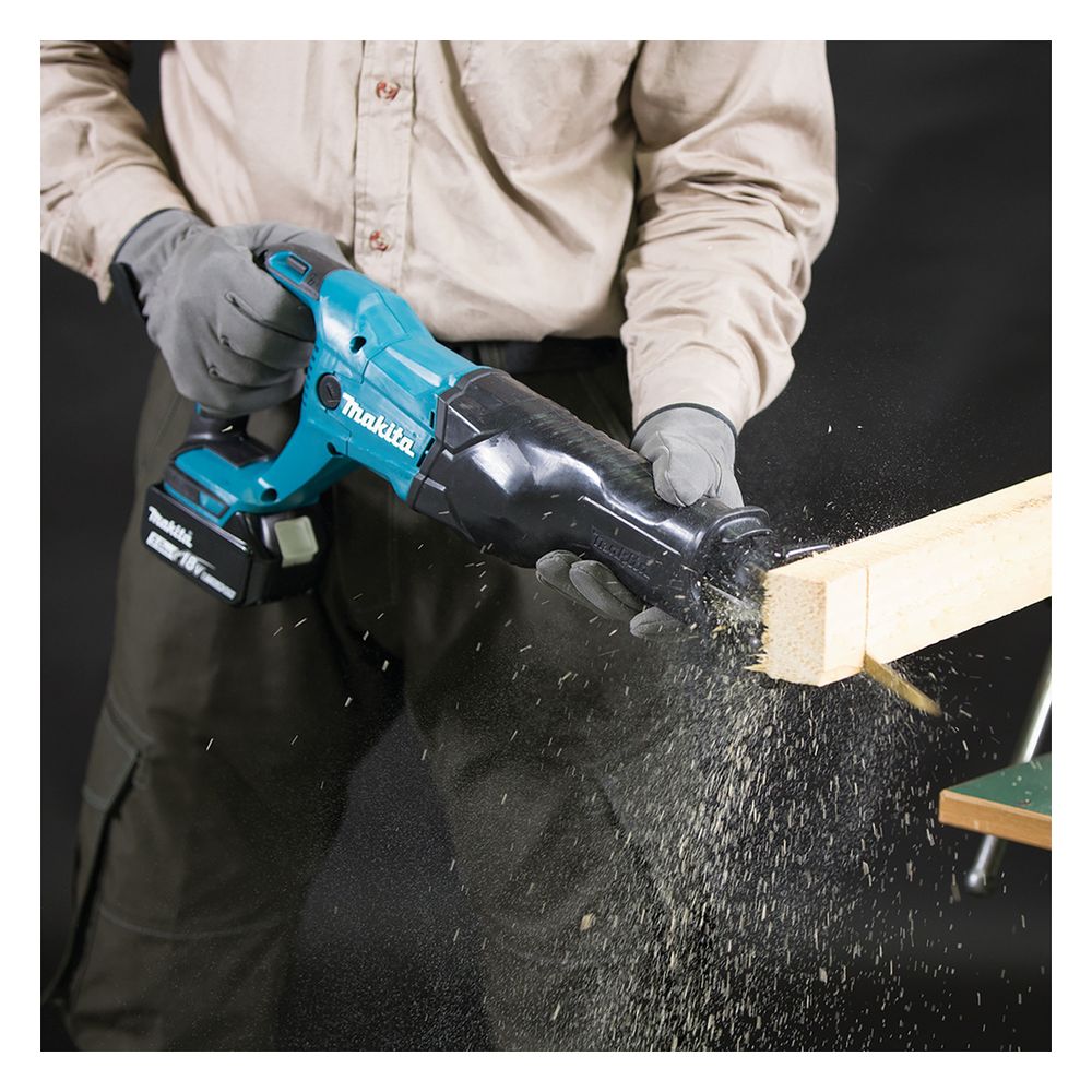 Makita Akku-Säbelsäge DJR186ZK, 18V 0-2.800 min-1 32mm Hubhöhe, 255mm Schnitttiefe Holz, 130mm Schn... MAKITA-DJR186ZK  (Abb. 9)