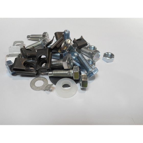 Remeha Befestigungschrauben Reinigungsdeckel, 89535529