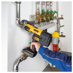 REMS Akku Press 22 Volt ACC R220 Basic Pack L Boxx für Pressverbindungen D 10-108 mm 3... REMS-576011R220 4039976168557 (Abb. 1)