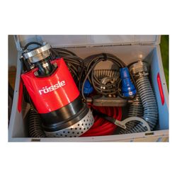 Rössle Water Rescue Box Flutbox Flachabsaugpumpe Flat-Ross, 400W, 240l/min, 230V, formstab. Schlauc... ROESSLE-HYDWRB2  (Abb. 1)