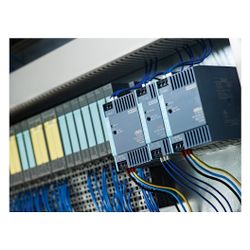 Siemens SITOP compact PSU100C Stromversorgung 24V 4A 96W IP20 52,5x80x100mm 6EP13... SIEMENS-6EP13325BA10 4025515152620 (Abb. 1)