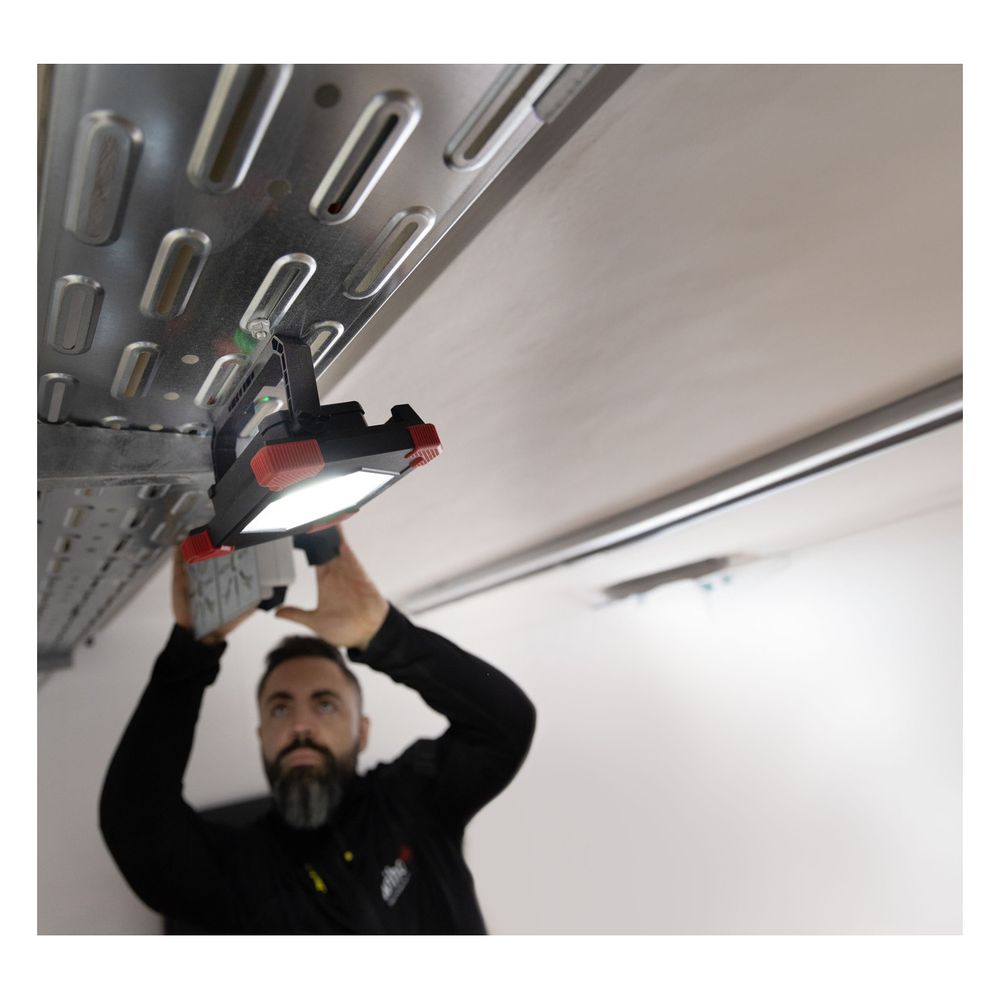 Wiha Akku-Baustrahler 490-FL01, 3.000 lm, 30W, IK07... WIHA-45698 4010995456986 (Abb. 29)